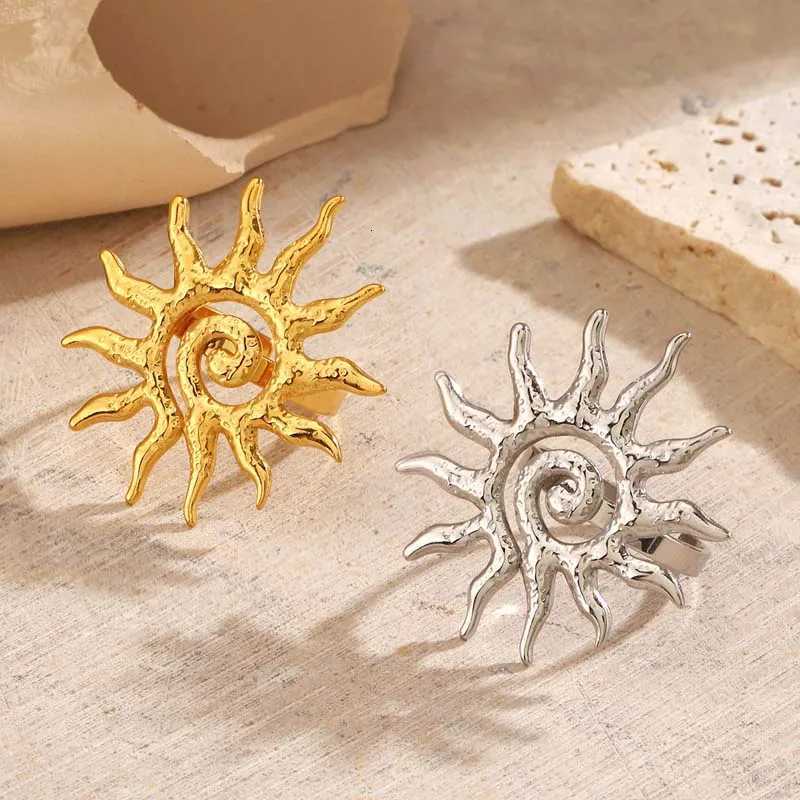 Stainless Steel Metal Sun Shape Open Rings For Women Vintage Gold Color Sunflower Adjustable Finger Rings Jewelry Accessories S250716