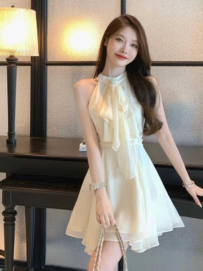 French Celebrity Irregular Chiffon Hanging Neck Dress Women Ruffled Edges Patchwork Ribbon Sleeveless Solid Summer Princess Wear R250716