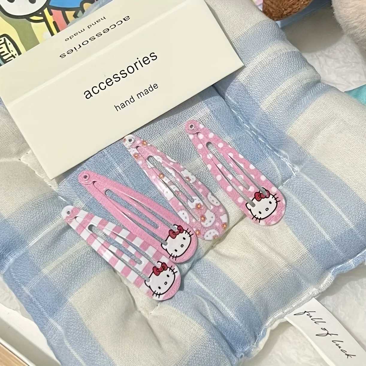 Sanrio 8 PCS Random Sanrio Hello Kitty Hair Clips Girl Hair Bangs Shredded Hair With Cute Hair Clips On Side Hair Accessory w250716