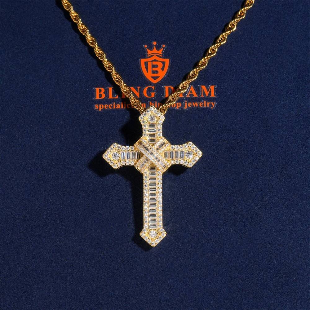 New Design Moissanite Hip Hop Jewelry 925 Sterling Silver Cross Pendant Suitable for 4mm Tennis Chains