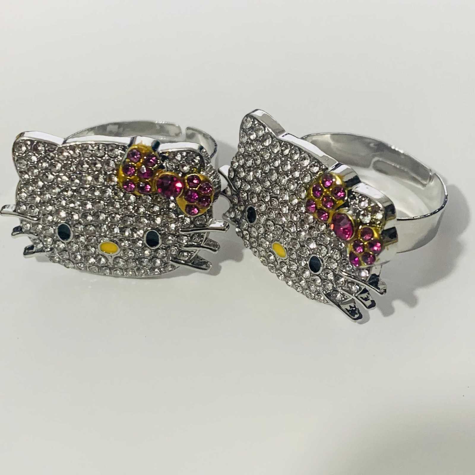 Sanrio Cute Hello Kitty Rings Anime Sanrio Couple Fashion Adjustable Diamond Rings For Men Women Jewelry Kids Gifts w250716