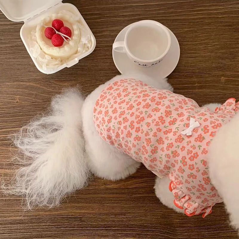 Pet Dog Vest Summer Puppy Clothes Cute Floral Flying Sleeves TShirt Chihuahua Pug Bichon Cat Apparel Girl Clothing 250711