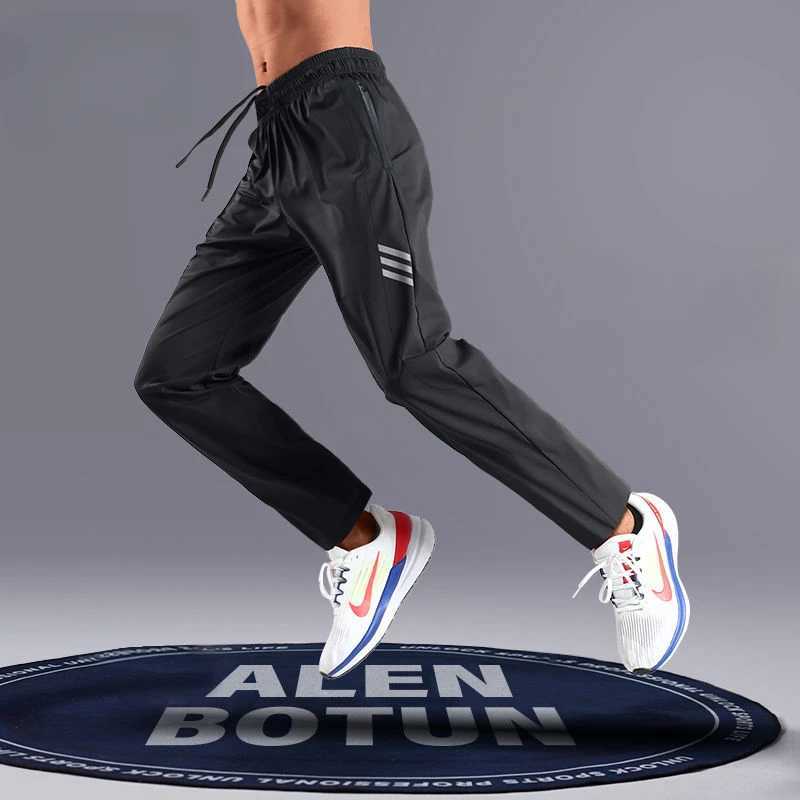 Mens Sweatpants Lightweight Athletic Ice Silk Quick-Dry Loose-Fit Running Fitness Trousers Straight-Leg Breathable Pants Men y250716