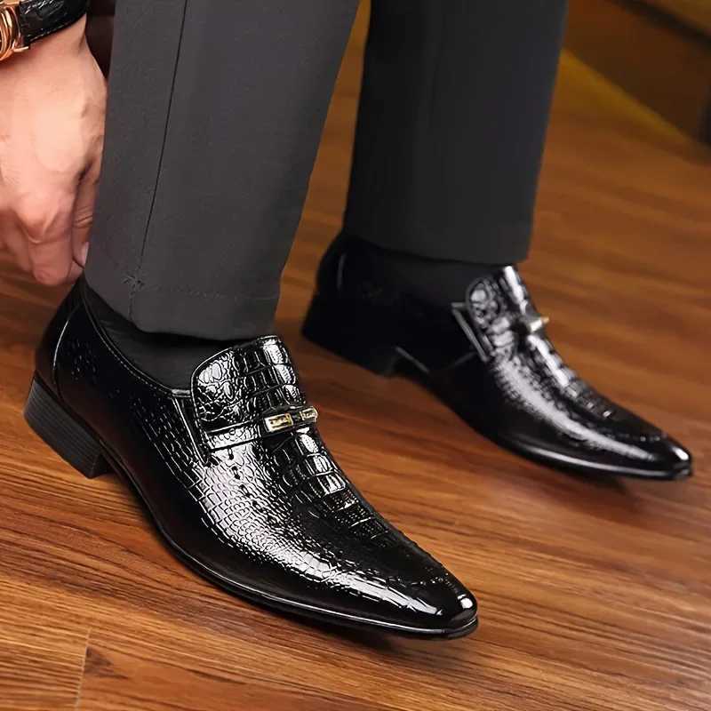 Mens Leather Shoes Business Dress Shoes New Classic Slip on Office Shoes Social Male Loafers Luxury odile Pattern Men Shoe Y250715