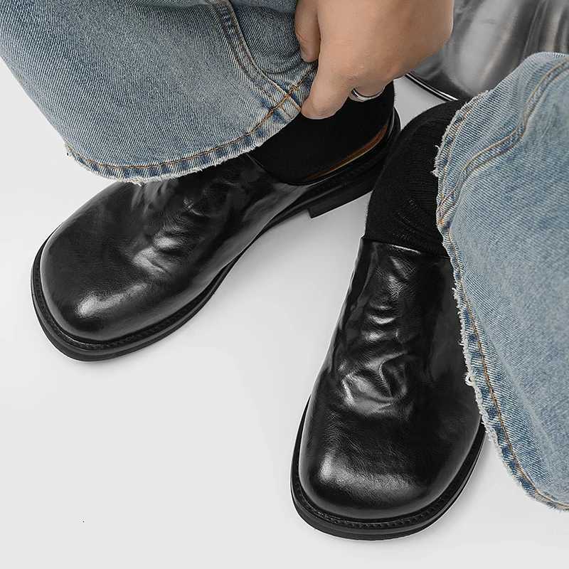 2025 Luxury Designer Loafers Slippers Summer Open-back Slides Sandals Mules Half Shoes For Men Leather Backless Casual Shoes W250716