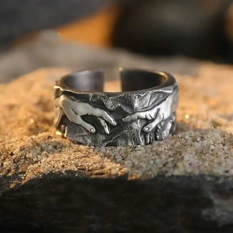 Vintage Religious Belief Open Rings For Men Retro The Hand Of God Artistic Masterpieces Open Rings Gifts For FriendVintage Relig S250716
