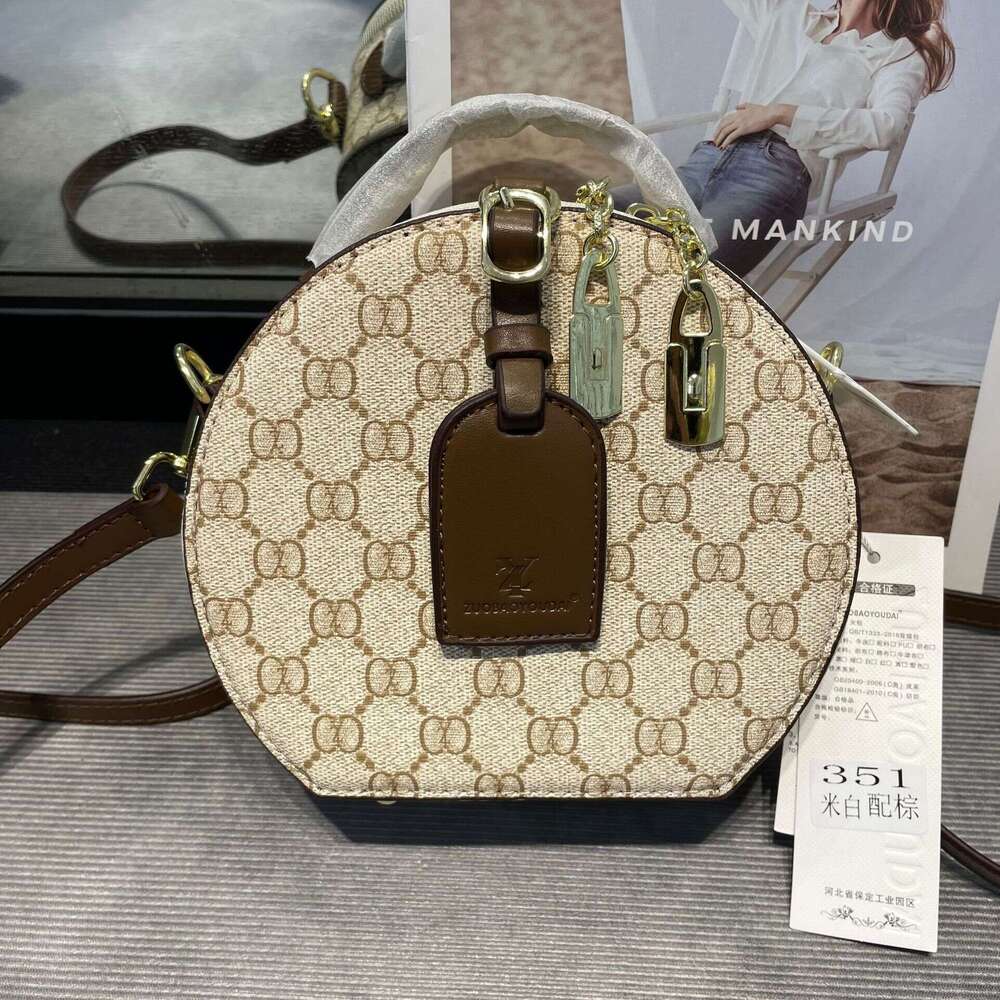 Fashion 2025 New Single Shoulder Women's Niche Brand High-End Vintage Crossbody Round Cake Bag Light Luxury