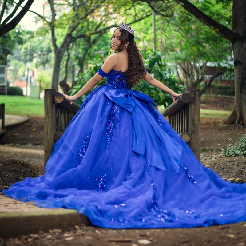 Royal Blue Shiny Quinceanera Dresses Ball Gown Off The Shoulder Sequin Applique Lace Beads Bow Tull Corset Party Birthday Sweet 16 Dress Vestidos 15 A