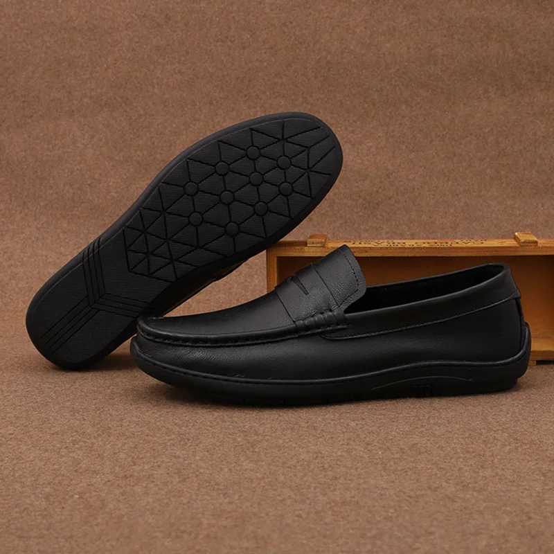 Genuine Leather Breathable Mocasines Casual Loafers Leather Shoes For Men Slip On Formal Italian Driving Flats Mens Shoes W250716