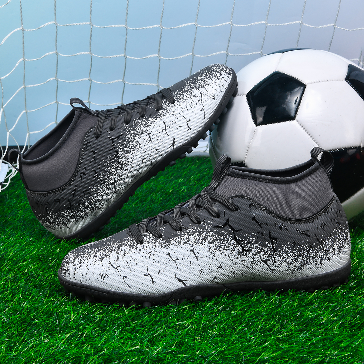Men's Football Shoes with Broken Studs - Suitable for Children & Students