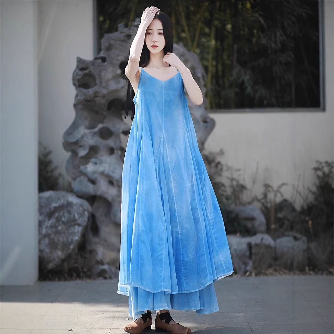 2025 25 DIY Plant-Dyed Spray-Dyed Strap Long Dress Irregular Large Hem Artistic Cool Blue