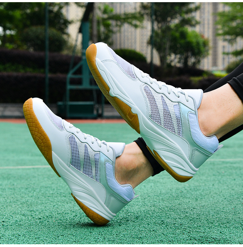 Badminton shoes for men and women real carbon single mesh summer breathable non-slip wear-resistant couple professional sports shoes