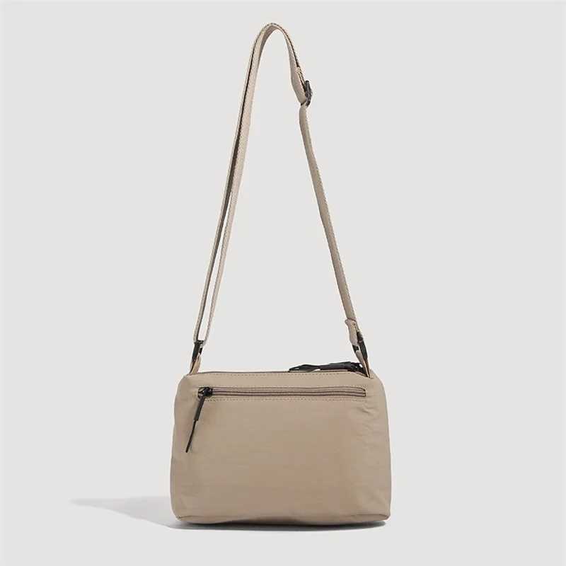 Women Shoulder Bag Large Capacity Adjustable Strap Purse Zipper Closure Crossbody Bag