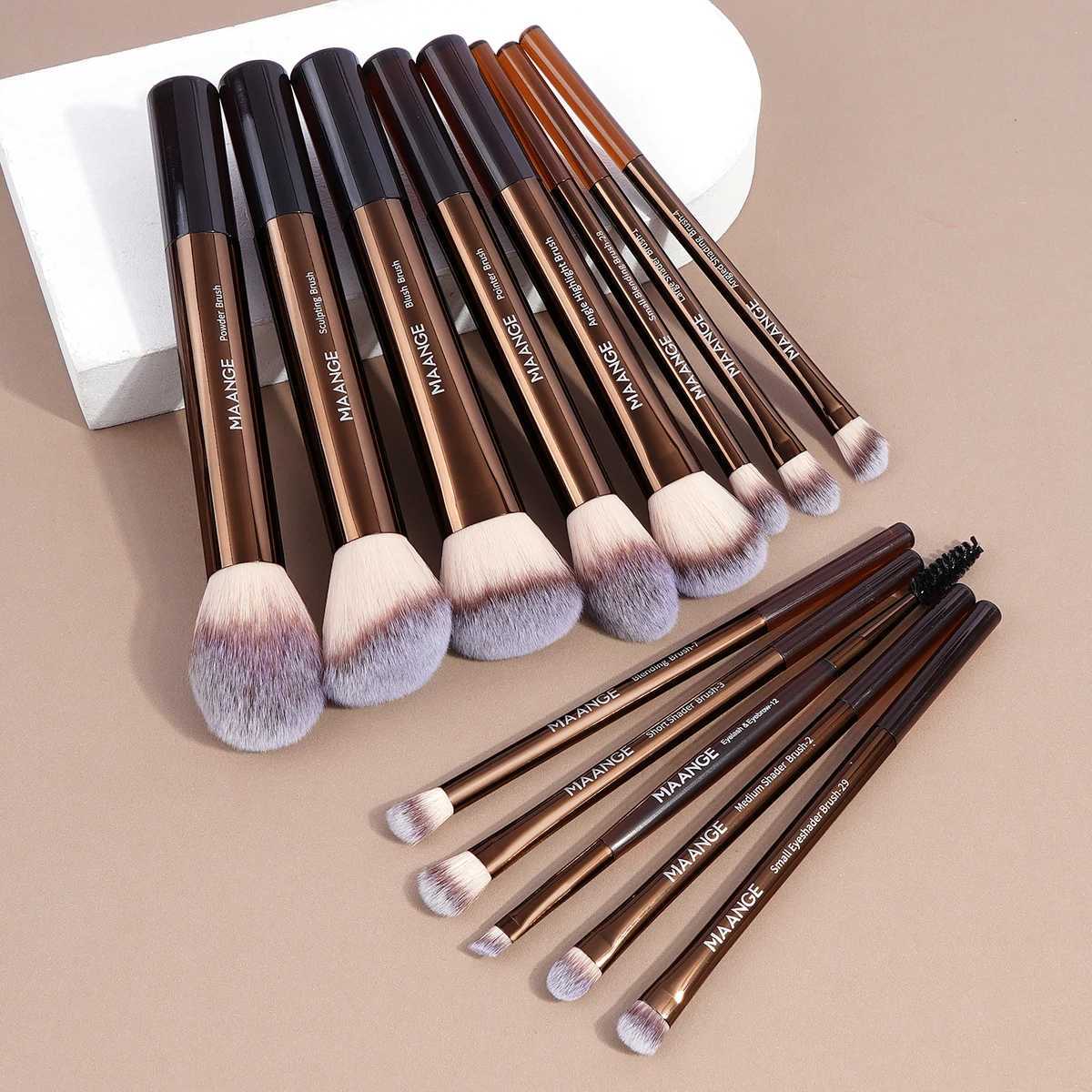 13PCS Makeup Brush Set Foundation Concealer Powder Eyeshadow Blush Brush Kabuki Blending Cosmetic Beauty Tool for Face XJ2500716