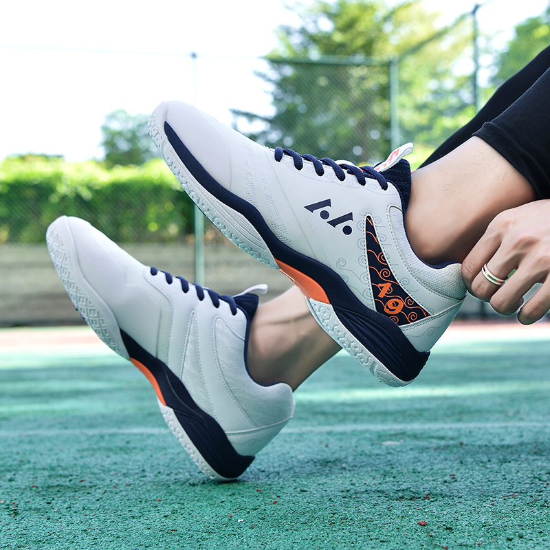 High-quality appearance professional competition badminton shoes, super lightweight and breathable, with carbon with carbon fiber plate, for men and w