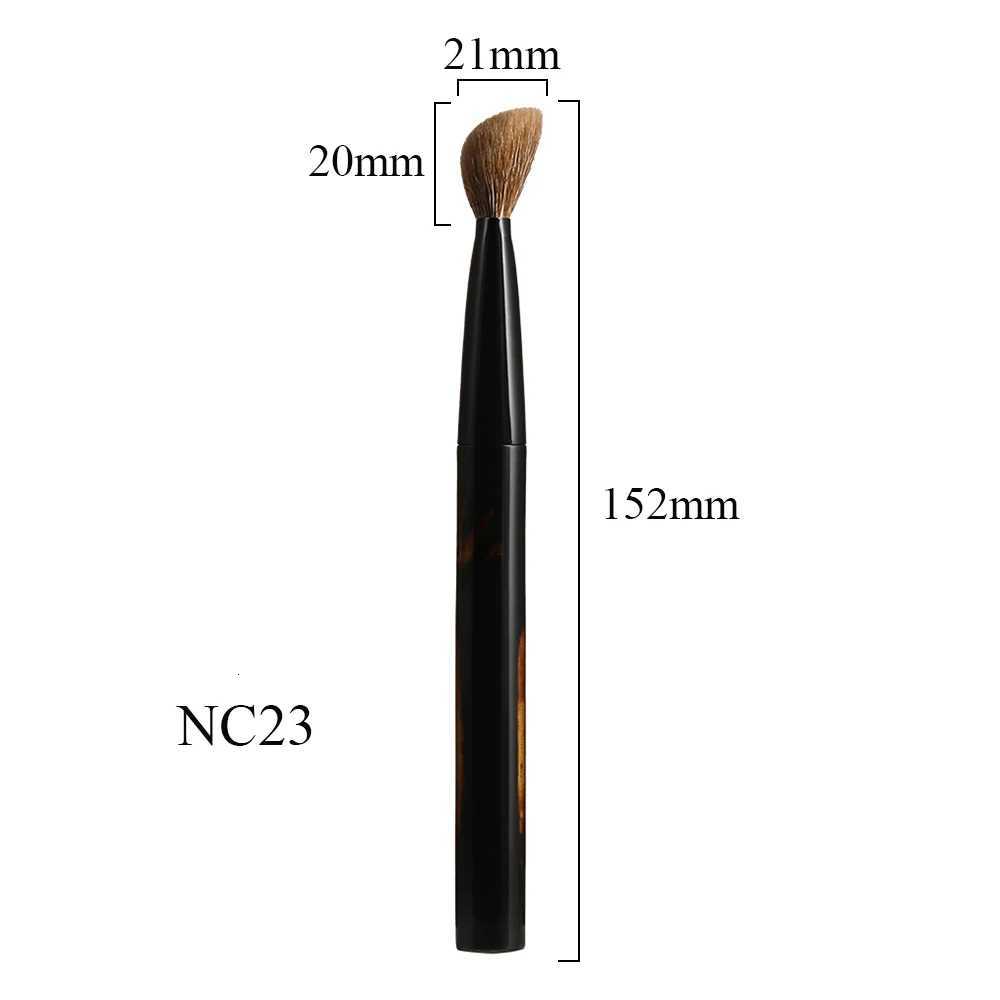 23 Professional Handmade Makeup Brush Tilted Contour Blush Brush Undyed Saikoho Goat Hair Raw Lacquer Handle Makeup Brushes XJ2500716