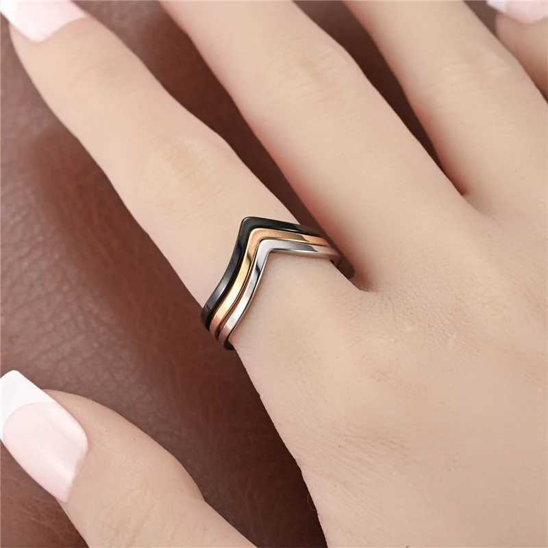 Minimalist Irregular Chevron V Ring Thin Stainless Steel Stackable Rings for Women Fashion Jewelry Engagement Wedding Band Gifts S250716