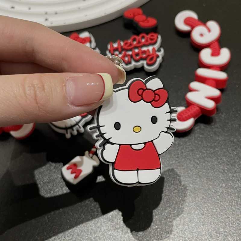 Sanrio Hot Fashion JIBBITZ Hello Kitty Shoe Decorations For Clogs Cute Cartoon PVC Shoe Charms With Chain Christmas Party Gifts w250716