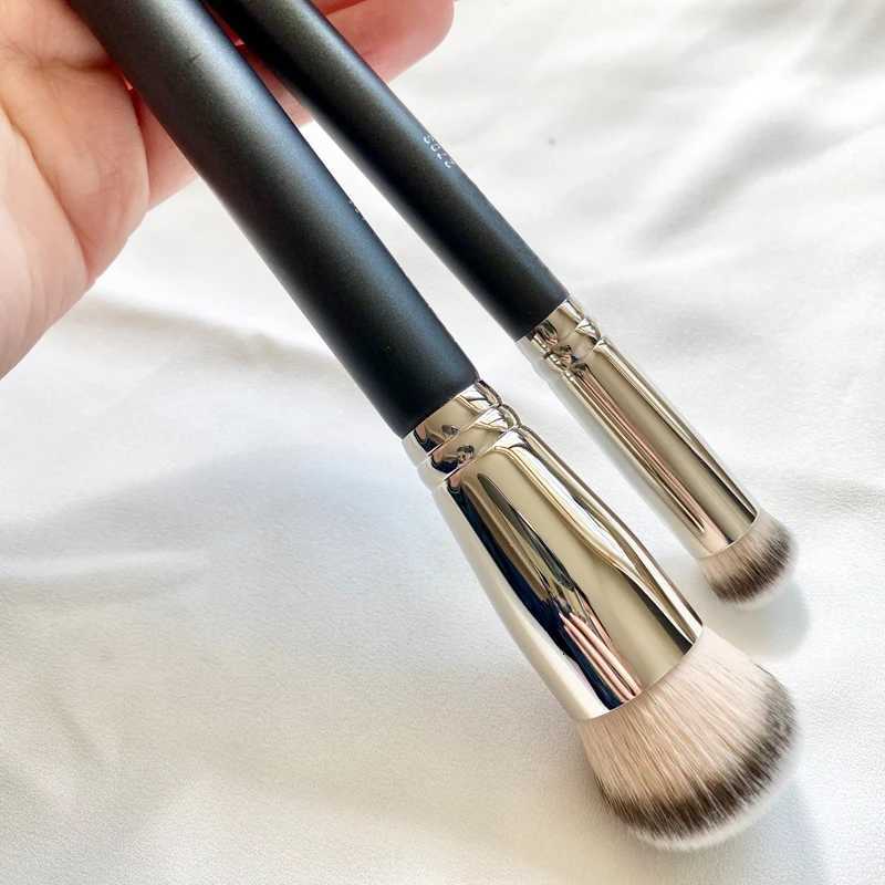 High Quality 170 270S Face Cosmetic Brush Foundation Powder Makeup Brush Concealer BB Contour Cream Make Up Brushes Beauty Tools XJ2500716