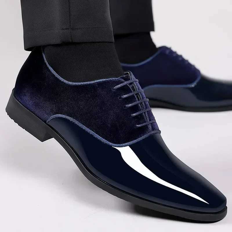 Men Black Patent Leather Shoes Casual Business Shoes Lace Up Formal Office Work Shoes Men Party Wedding Oxford Shoes W250716