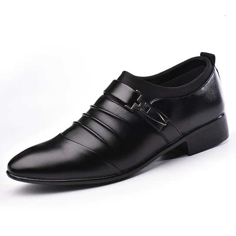 Man Flat Classic Men Dress Shoes PU Leather Wingtip Carved Italian Formal Oxford Plus Size 38-48 For Winter 2021 Y250715