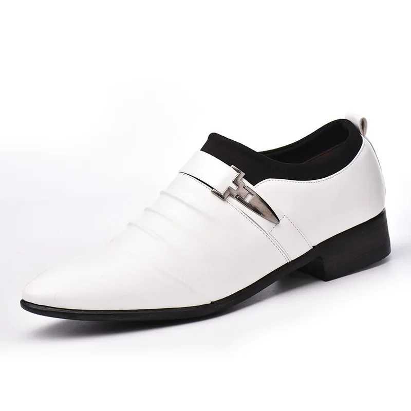 Man Flat Classic Men Dress Shoes PU Leather Wingtip Carved Italian Formal Oxford Plus Size 38-48 For Winter 2021 Y250715