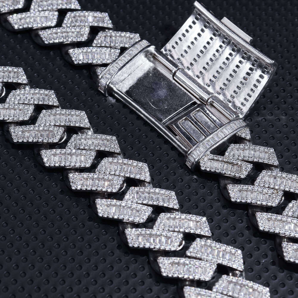 Pass 100% diamond testDesigner necklace22mm Heavy Duty Hip-Hop Necklace Sier Long Stick Bread Iced VVS Moissanite Lab Cuban Chain