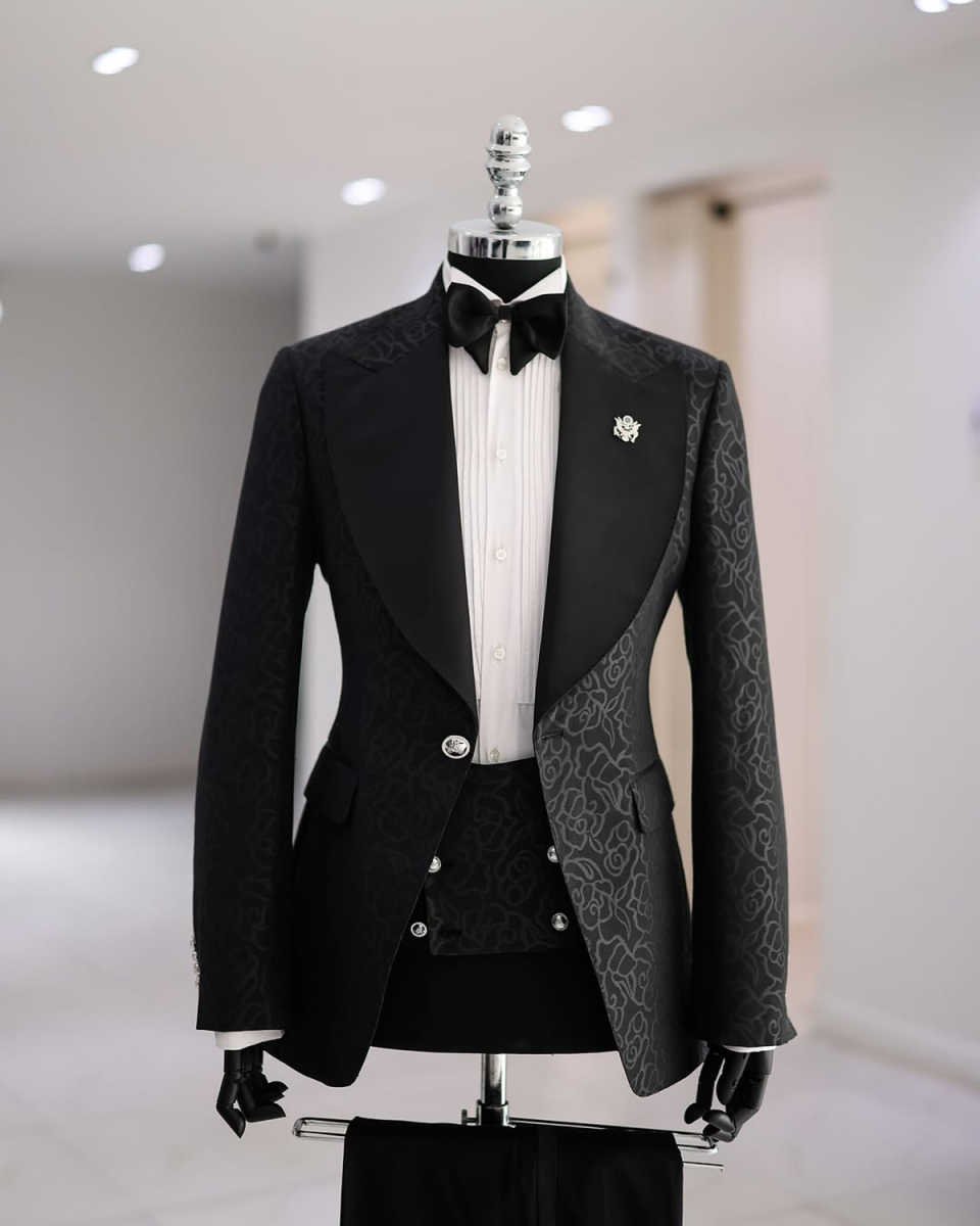 Luxury Beads Jacquard 2 Pieces Men Suits Floral One Button Peaked Lapel Tuxedo Slim Wedding Groom Prom Plus Size Costume Homme Bridegroom Tailor Made 