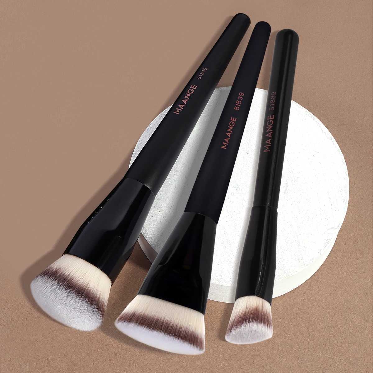 3PCS Makeup Brushes Set for Cosmetic Foundation Powder Blush Concealer Kabuki Blending Skin-friendly Beauty Tools XJ2500716
