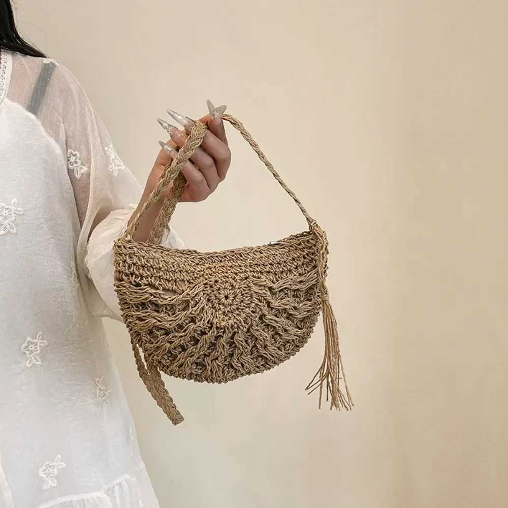 Trendy Half-round Weave Bag Handmade Hollow Woven Shoulder Bag Tassel Boho Womens Crossbody Bag Travel