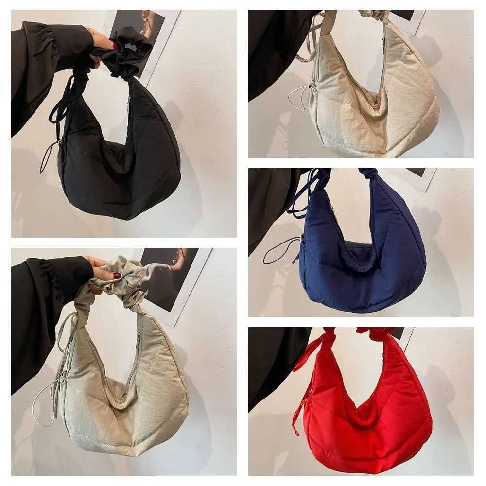 Casual Nylon Pleated Hand Bag Korean Style Portable INS Shoulder Bag Crossbody Bag Luxury Underarm Bag Outdoor