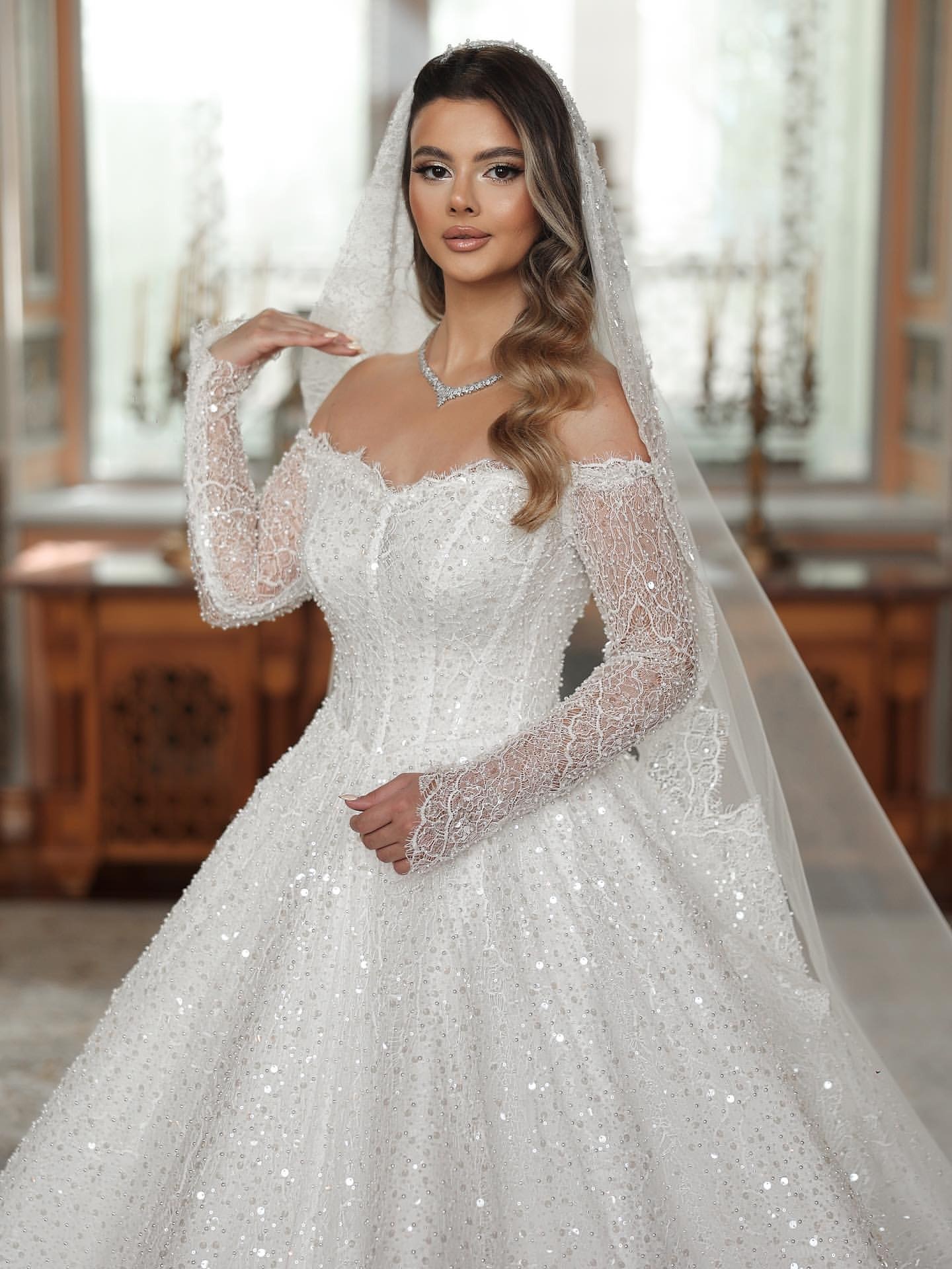 Gorgeous Wedding Dresses Sexy Long Sleeve Sequins Lace A Line Bridal Gowns Sweep Train Customized Vestidos De Novia