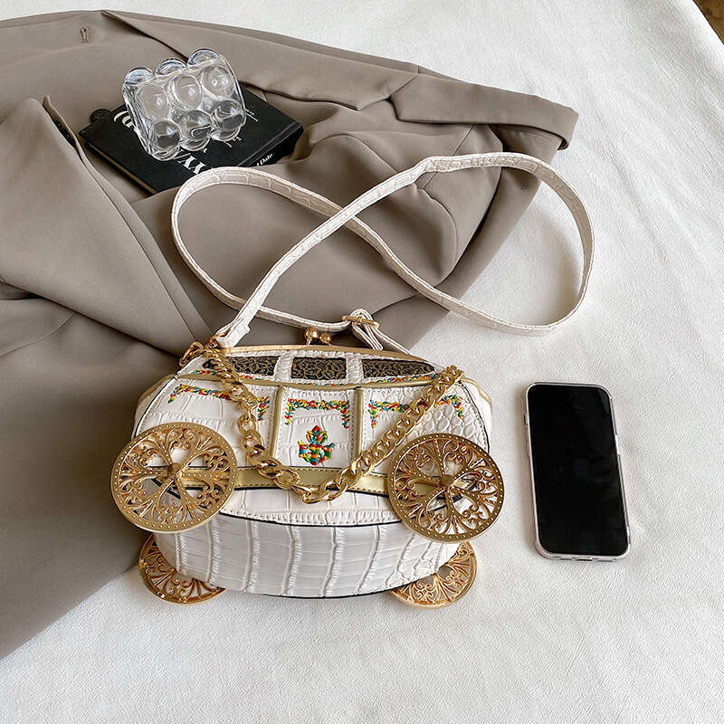 Bags Personality Quirky Creative Small Car for Women 2025 New Fashion Chain Shoulder Crossbody Bag
