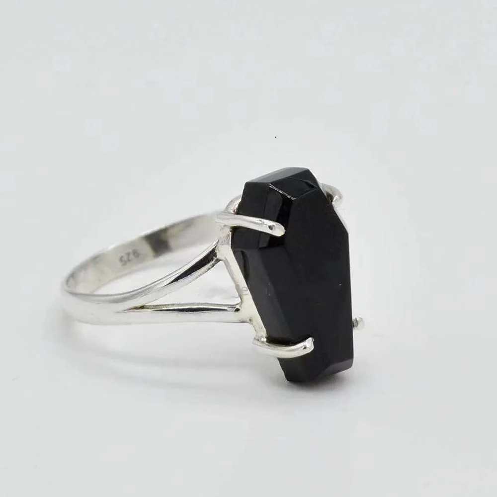 Vintage Vampire Halloween Punk Gothic Black Imitation Zirconium Coffin Rings for Women Hip Hop Rings Party Jewelry Gifts S250716