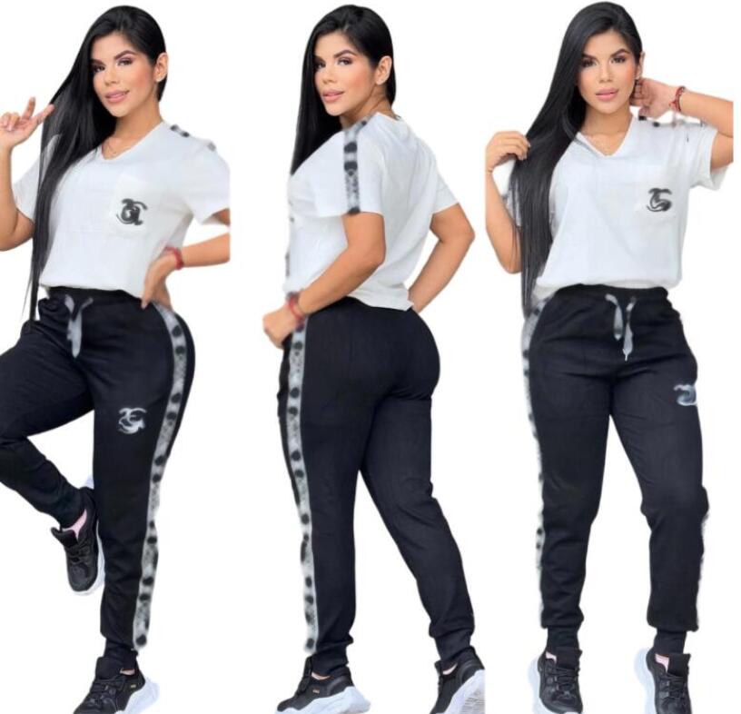 Designer Womens Tracksuit new Luxury V-neck T-shirt Fashion Sportswear 2pcs Outfits Print Tshirt Jogger Pants