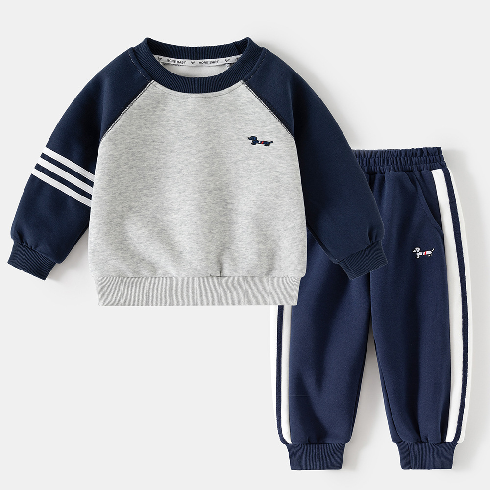 Wholesale Warm Winter Baby Outfit Clothing Set Raglan Sleeve 2pcs Baby Clothing Set Boys