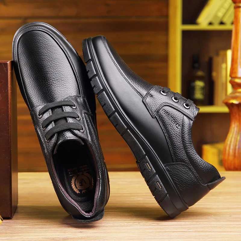 Hot Sale Men Genuine Leather Casual Shoes Soft Sole Lace-up Luxury Brand Middle-aged Old Man Dad Lightweight Loafers Shoes W250716