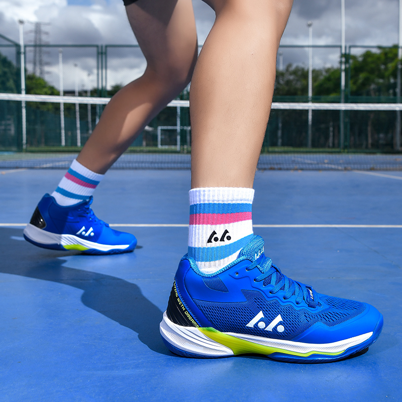 Breathable Professional Volleyball Shoes with Shock Absorption Suitable for Training & Competitions
