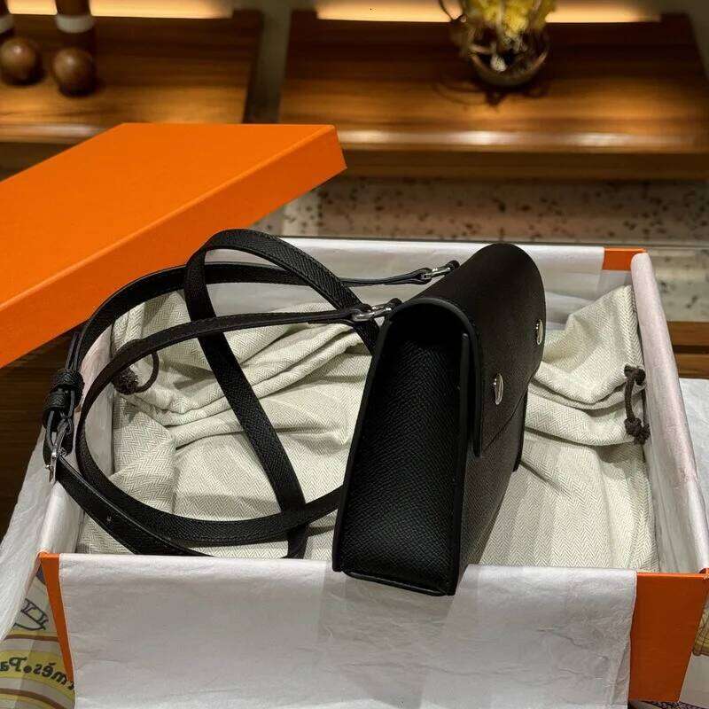 Minimalist Messenger Bags For Women 2025 Hit High Quality Epsom Leather Square New Exquisite Trend Snap Shoulder Bag