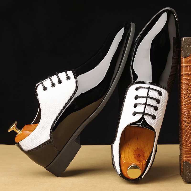 Britain Men Pointed Black With White Red Patchwork Casual Dress Homecoming Shoes Men Formal Wedding Oxfords Footwear Y250715