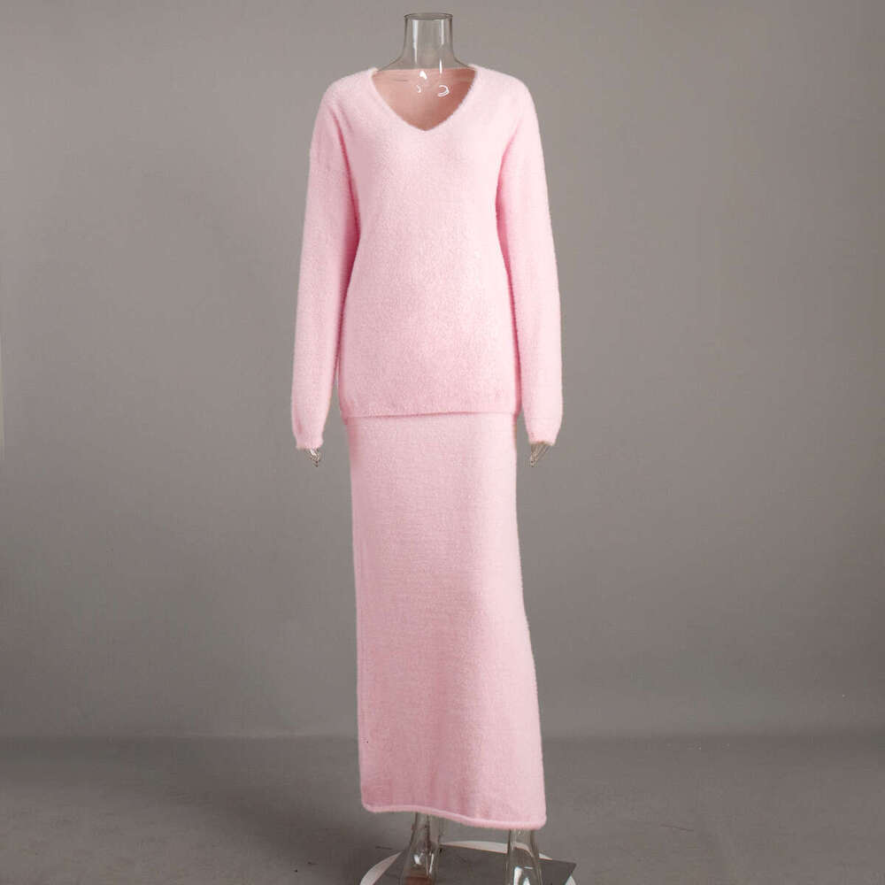 Imitation Mink Fur For Women, Autumn And Winter Commuting Simple Knitted V-Neck Sweater + Skirt Set B5