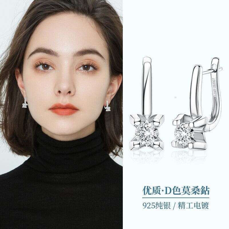 New Style Bull Head Moissanite For Women Fashion Commuting Versatile Sharp Tool S Pure Sier Light Earrings 040