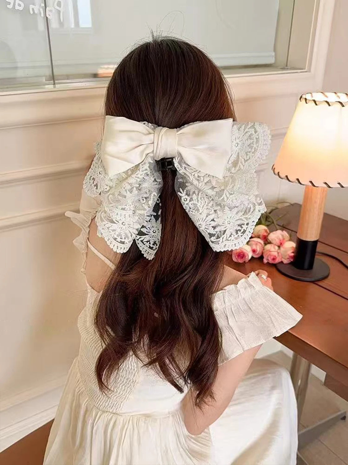 1pc French Elegant Ballet Style Lace Satin Bow Ponytail Hair Clip Gentle and Sweet Shark Clip Hair Ornament on the Back of head 250716