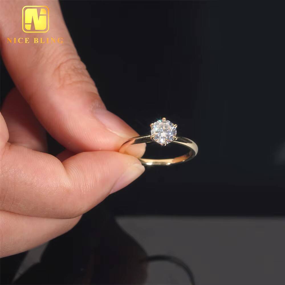 Classic Diamond Wedding Rings Women Round Cut 10K Gold VVS Moissanite Wedding Engagement Ring for Women
