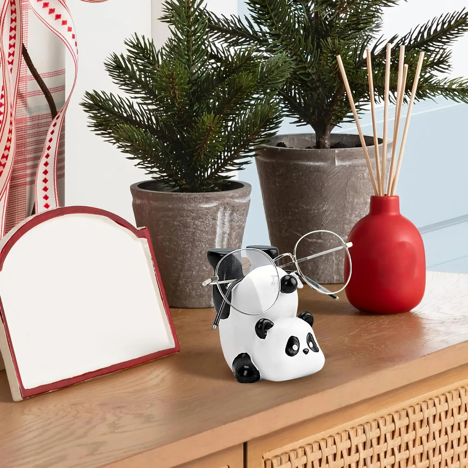 Animal Glasses Holder Resin Panda Shape Eyeglass Holder Funny Decorative Eyeglasses Organizer Display Stand for Nightstand Desk 250716