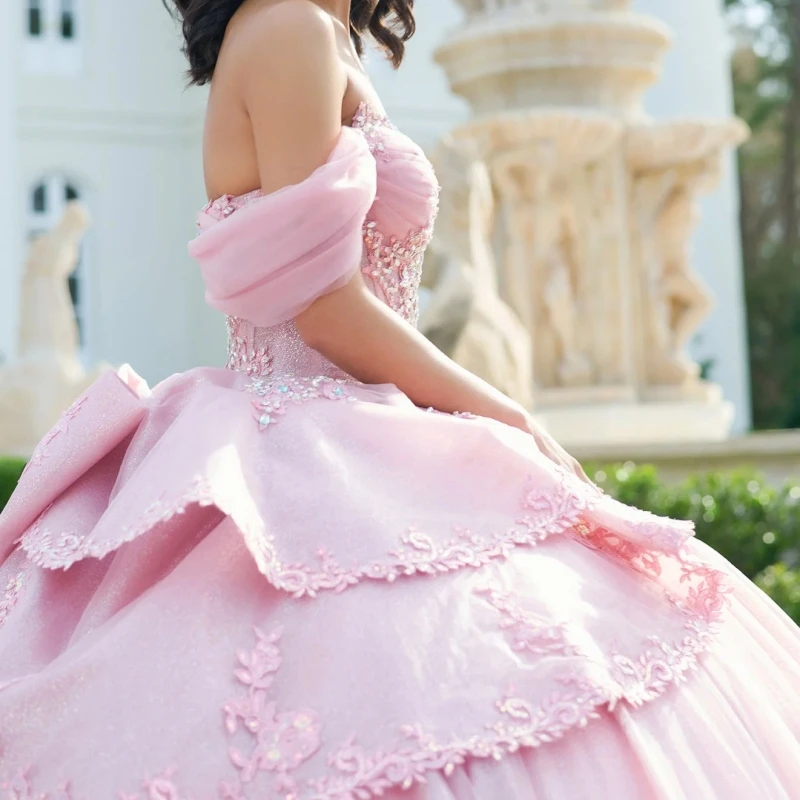 Pink Quinceanera Dresses Ball Gown Off The Shoulder Applique Lace Beading Crystal Bow Tull Sweet 16 Dress Vestidos 15 De Anos
