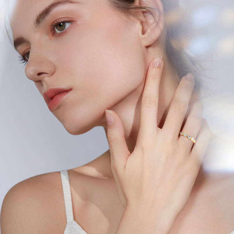 New Fashionable Personality Versatile Pure Silver Moissanite Niche High-End Sense Band Ring Be7