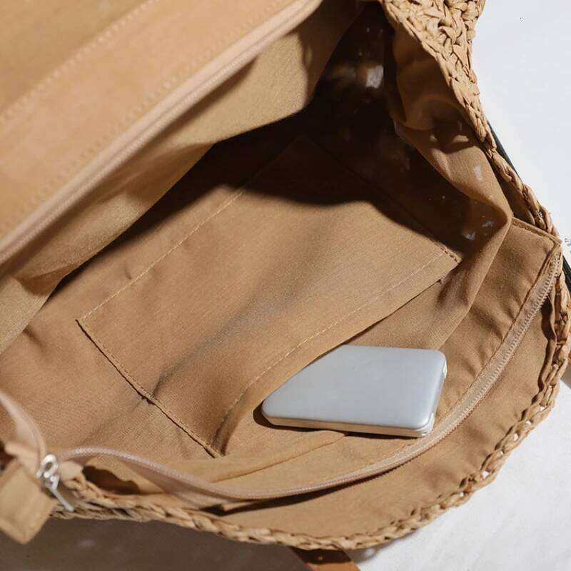 Summer Round Straw Women Vacation Woven Shoulder Large Capacity Hollow Out Simple Tote Travel Beach Bag Handbags