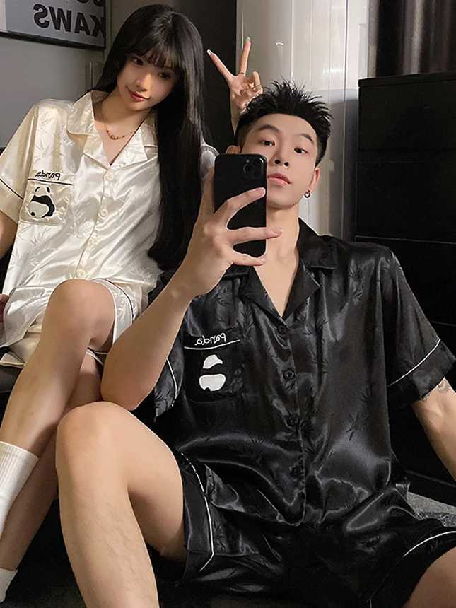 1111111111111111 Daimelu Couple Pajamas Mens Summer Thin Ice Silk Short-Sleeved Plus Size Male and Womens Loungewear Suit Sleepwear Set Nighty W250717