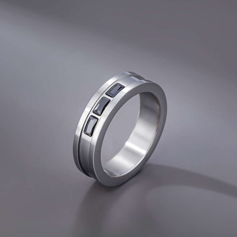Minimalist Zircon Inlaid Titanium Steel Ring for Men, Niche Fashion Versatile New Accessory